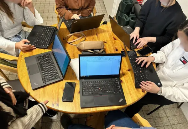 Erfolgreicher IT-Workshop für geflüchtete Frauen