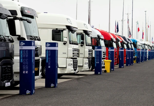 Neue Förderung für Ladeinfrastruktur von E-Lkw