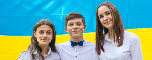 jugendliche-teens-ukraine.jpg
